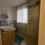 La Corte Δωμάτια σε οικογενειακή κατοικία *